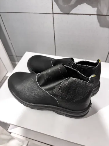 Botina de Segurança em Couro Solado Leve Bico de PVC Resistente COM CA