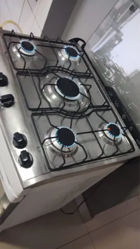 Vendo fogão 5 bocas em ótimo estado de conservação 