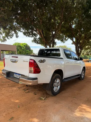 Toyota Hilux CD SR 4X4 2.8 TDI Diesel Aut. 2020