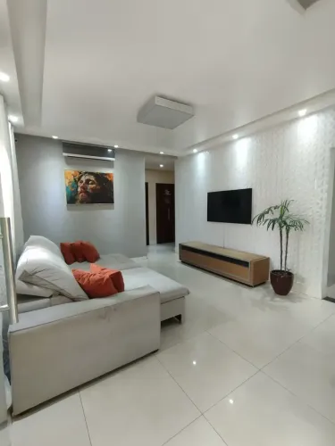 Excelente Casa em condomínio, com 3 quartos no Turu, São Luís - MA