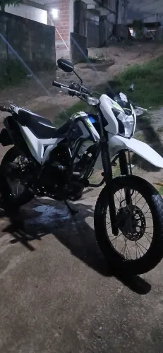 Moto bros 150 toda em ordem pra vende mais informações entre em contato *