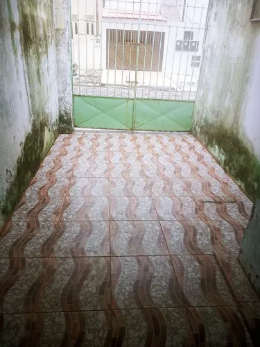 Casa (pequena) para alugar