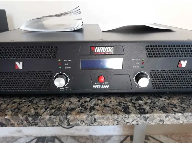 AMPLIFICADOR  NOVIK  NEO  NOVO 2500 Semi novo | 2500W RMS | SOM PROFISSIONAL 