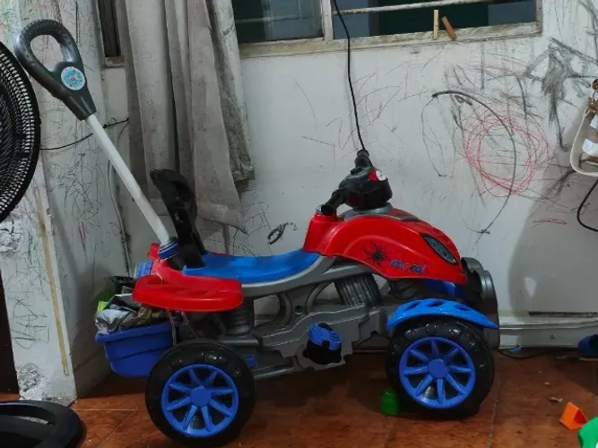 Carrinho de criança (Bibite)