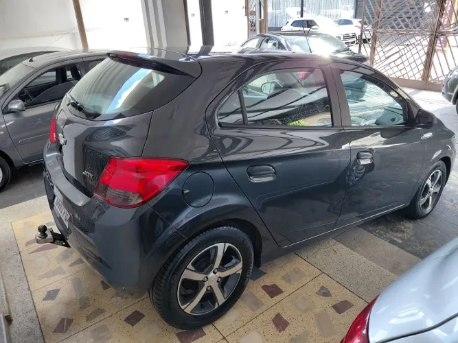 Chevrolet Onix JOY Hatch 1.0 8V Flex Mec. 4P 2019