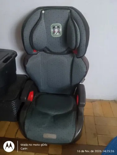 Cadeira infantil de automóveis 