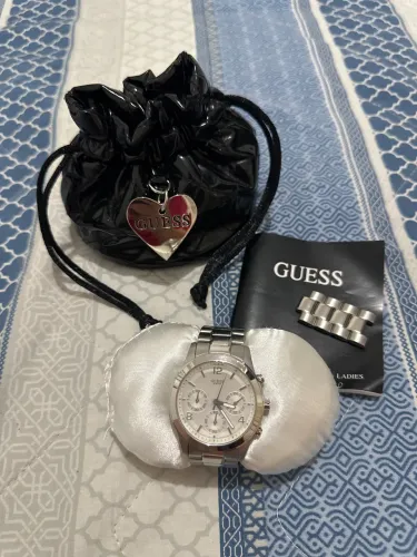 Relógio feminino Guess