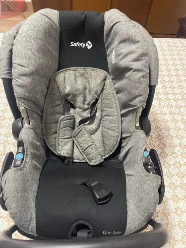 Carrinho de bebê 3 em 1: safety first