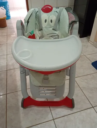 Cadeira de alimentação