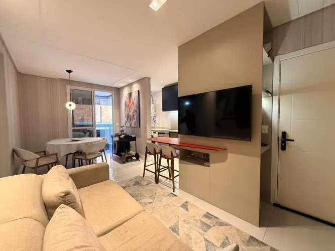 Apartamento de 2 dormitórios à venda na Trindade