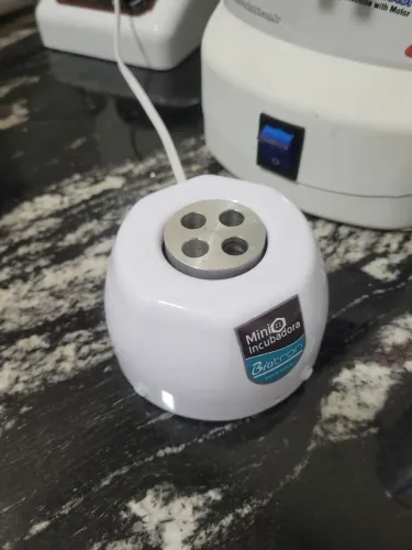 Mini Incubadora biotron