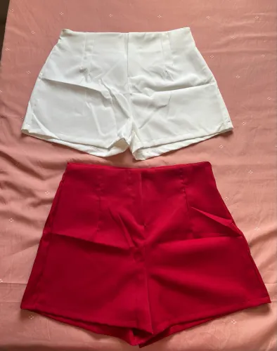 Kit 2 Shorts Alfaiataria (Branco e Vermelho) - Novos 