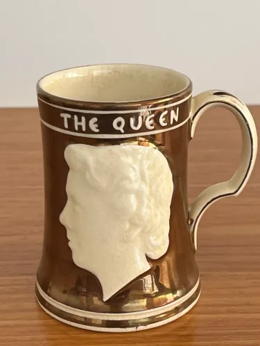 Caneca Colecionável Coroação Rainha Elizabeth II 1953 Vintage
