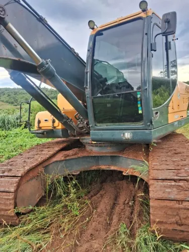 Escavadeira Hyundai 2022 Robex 225L