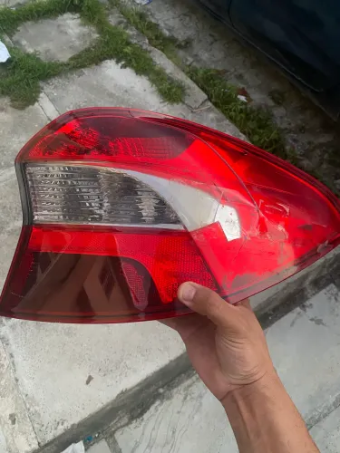 Lanterna Dir Ford Ka 2019/20 ( Avaria )