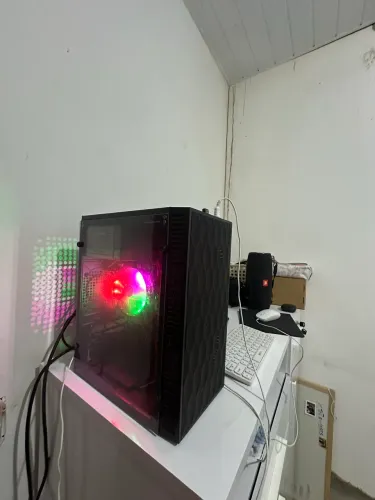 COMPUTADOR GAMER E ESTUDO