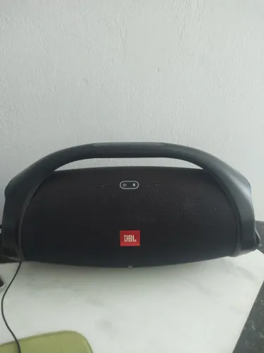 Bombox