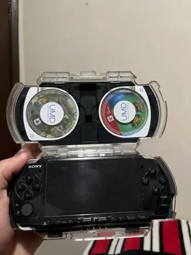 PSP 3010 64mb com jogos