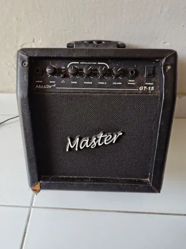 Cubo para guitarra master Gt15