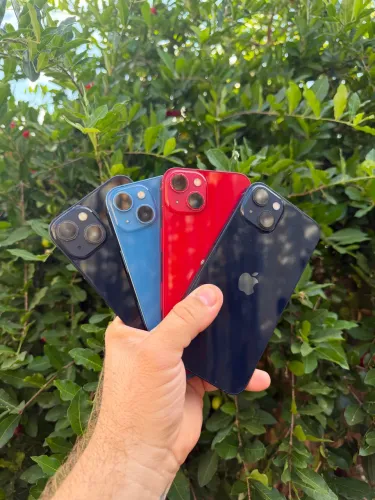 iPhone 13 256GB