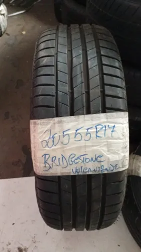 Pneu Bridgestone 205/55R17 Meia Vida 80% - Vulcanizado