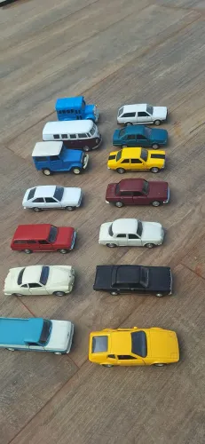 Carros em Miniatura - Coleção