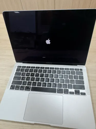 MacBook Air M1 8GB 256GB