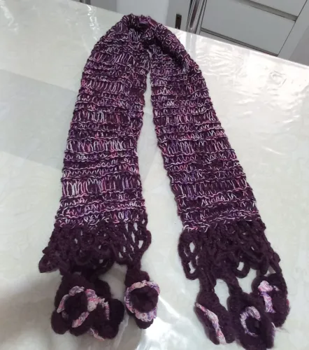 Echarpe roxo 120cm por 25 usado
