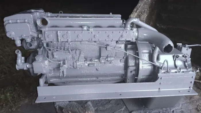 Motor MWM 229, com Reversor ZF 5/1