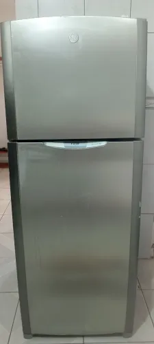 Geladeira GE 410