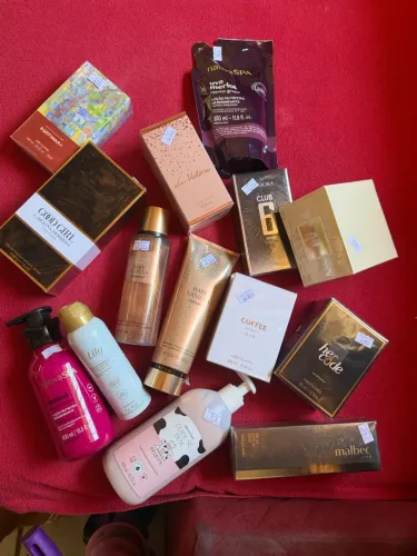 Perfumes originais e lacrados no preço pra revenda