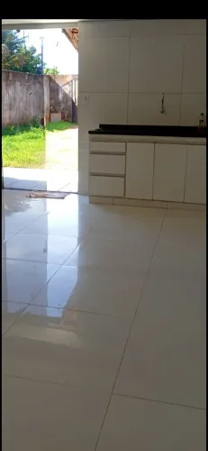 Casa no PORTAL DA LAGOA : Cozinha/Sala Americana, 1 Quarto com Banheiro, Próximo UCDB.