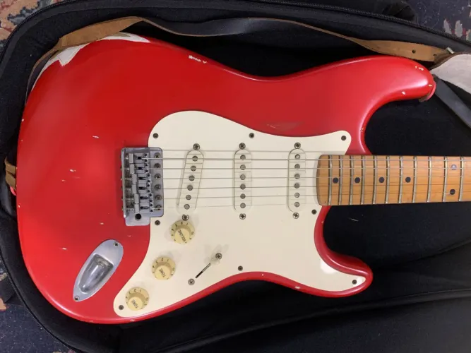 Guitarra Fender Strato 60s