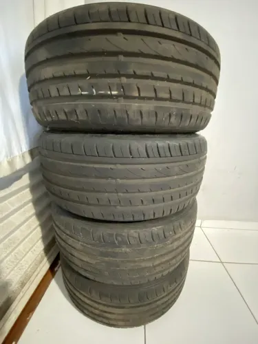 Pneu18 215/35 com rodas