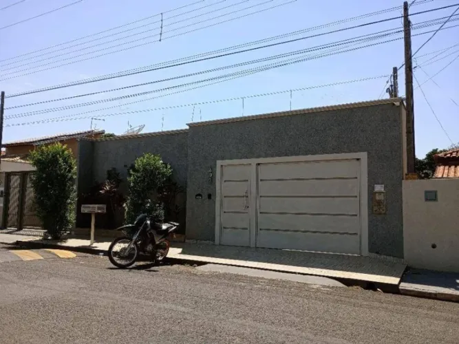 Casa 216 m² - Centro - Macaubal - SP