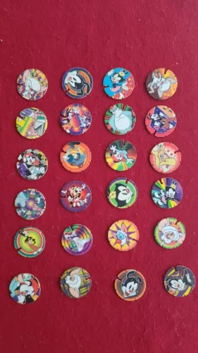 Lote com 24 tazos Arma e Voa Animaniacs Elma Chips