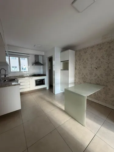 Apartamento com 128m², 3 suites 4 banheiros, 2 vagas - Bairro Centro - Santo André!! REF: