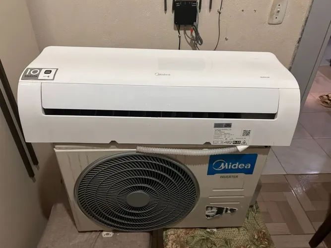 Ar-Condicionado Midea AI EcoMaster 12.000 BTUs Inverter
