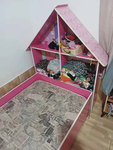 Cama infantil de casinha 