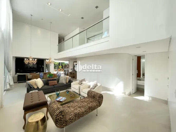 Casa no condominio Gavea Hill I disponível para venda em Uberlândia-MG