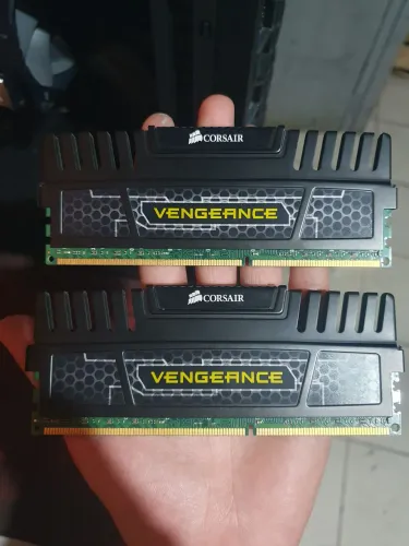 Vendo 16gb corsair ddr3 1600mhz