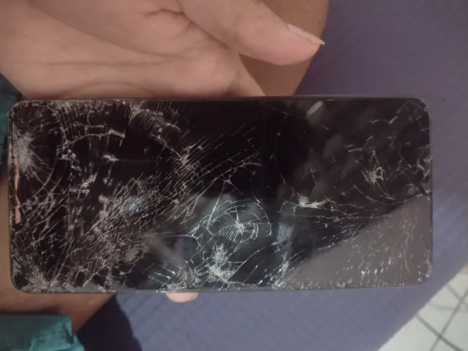 Celular moto g24 apenas o display não tá funcionando