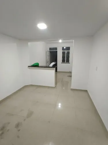 //Alugo apartamento com 1 quarto no Vila da Prata