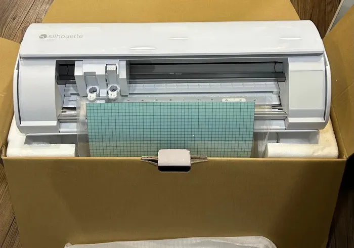 Silhouette Cameo 5