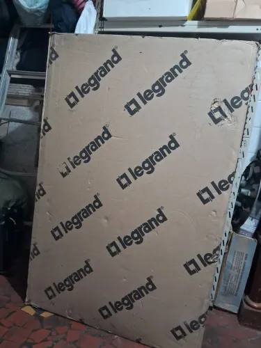 Quadro elétrico Legrand novo 1,20 x 80 x 25