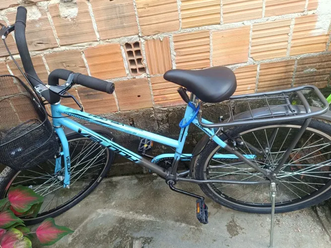 Bicicleta nova 2 meses de uso 
