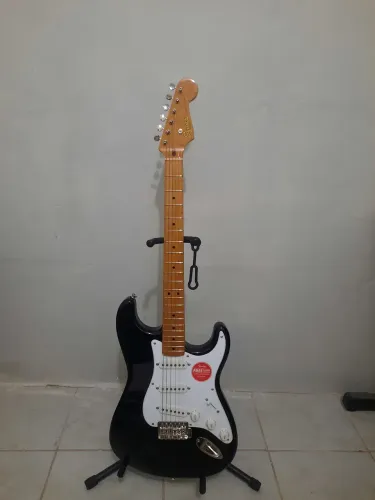 Guitarra Squier Classic Vibe 50's