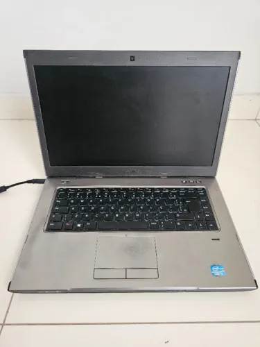 Notebook Dell Vostro 3560 / Core i5 / 8GB RAM / 500GB HD / Tela 15.6