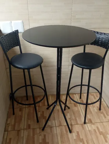 Mesa Bistrô preta