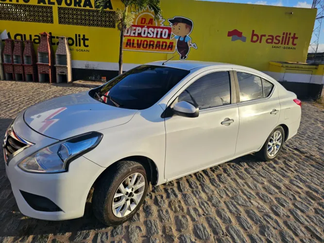 Nissan Versa SV 1.6 16V Flexstart 4P Aut. 2018